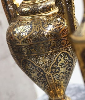 Imagen secundaria 2 - Ha abierto en el Centro Regional de la Artesanía una exposición que recupera el arte del damasquinado y la relación entre las ciudades de Eibar y Toledo. La muestra se puede visitar hasta el 10 de julio