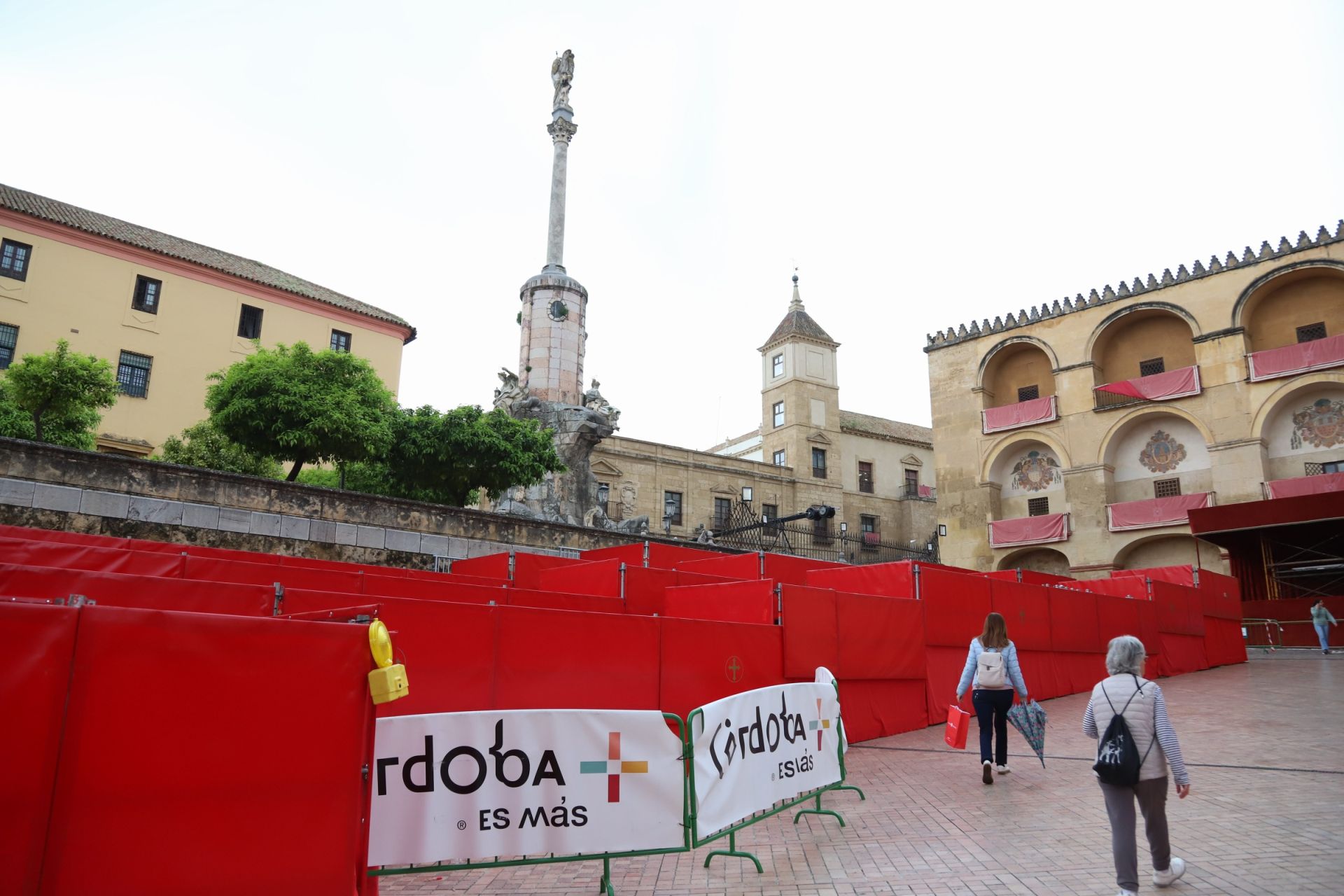 En imágenes, el montaje final de la carrera oficial de la Semana Santa de Córdoba 2025