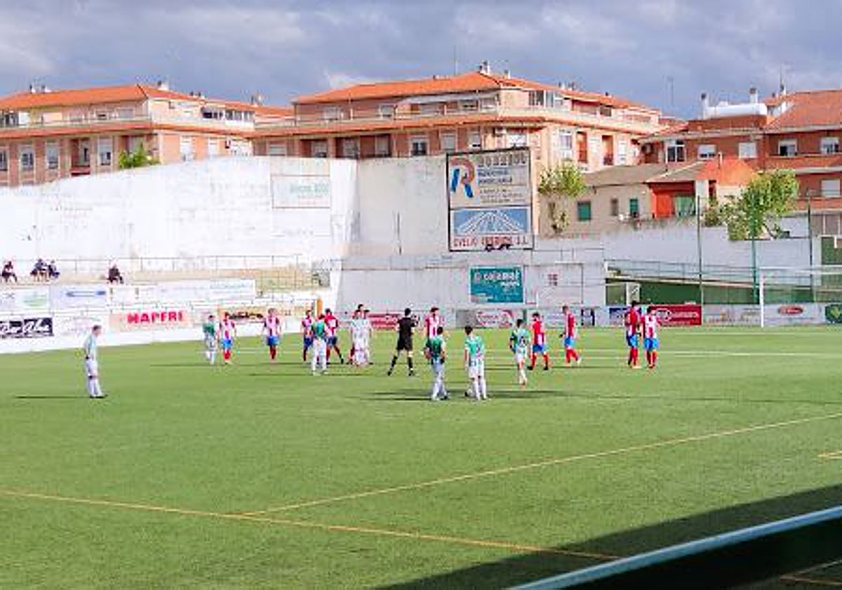 Imagen de archivo de un partido en el estadio municipal San Marcos