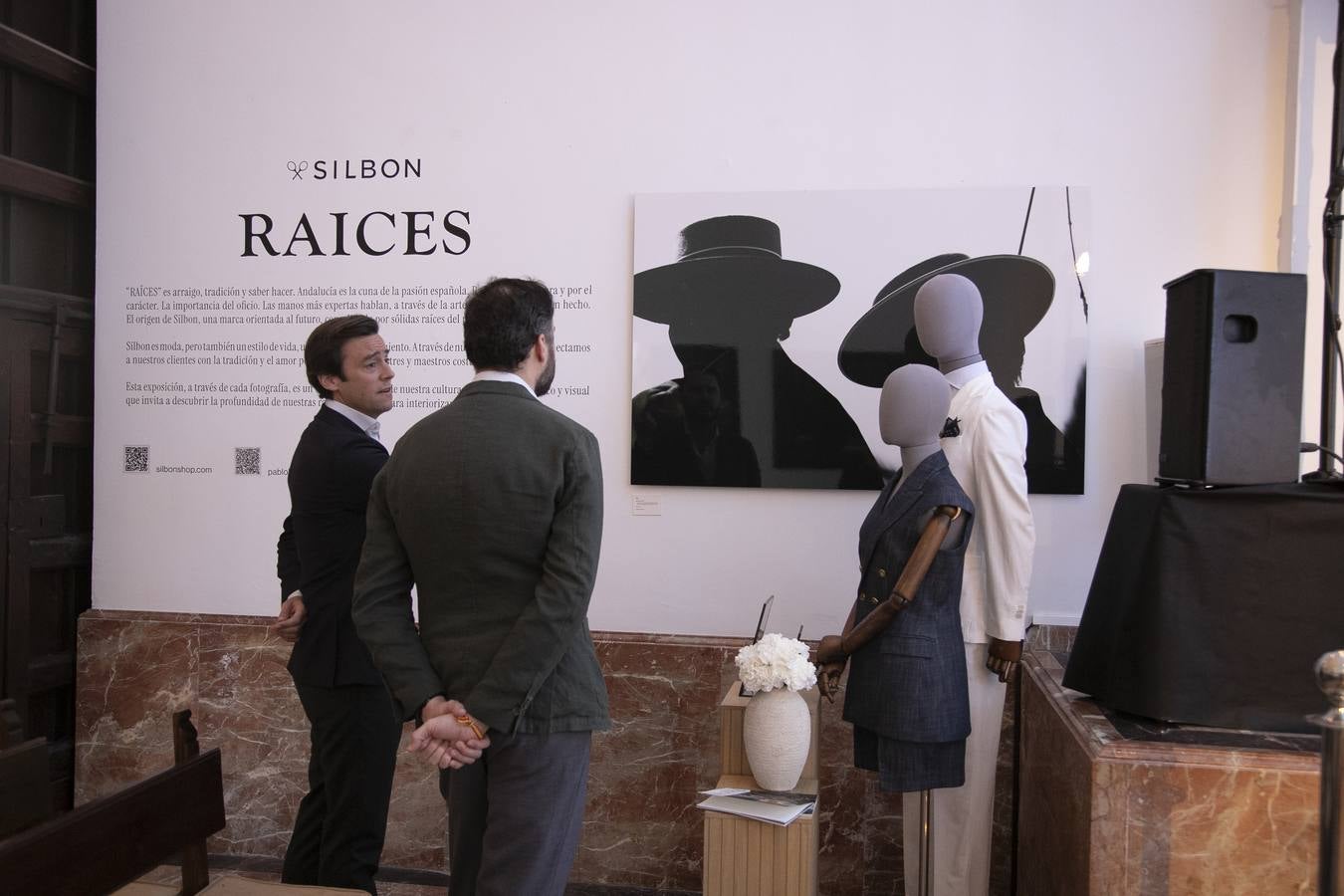 La sugestiva exposición &#039;Raíces&#039; de Pablo Borrego en la Fundación Gala, en imágenes