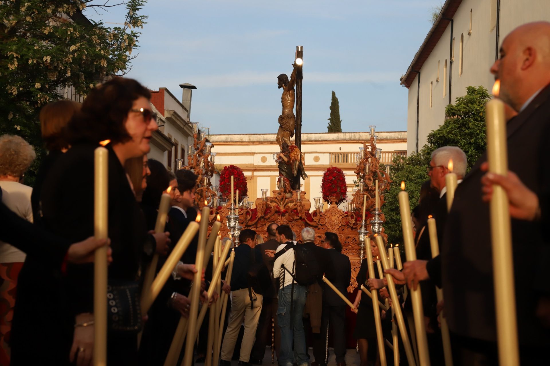 La espiritual procesión del Cristo de la Providencia de Córdoba, en imágenes