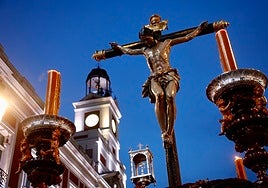 Domingo de Ramos con el paso por La Almudena y 300 sillas en Sol como protagonistas