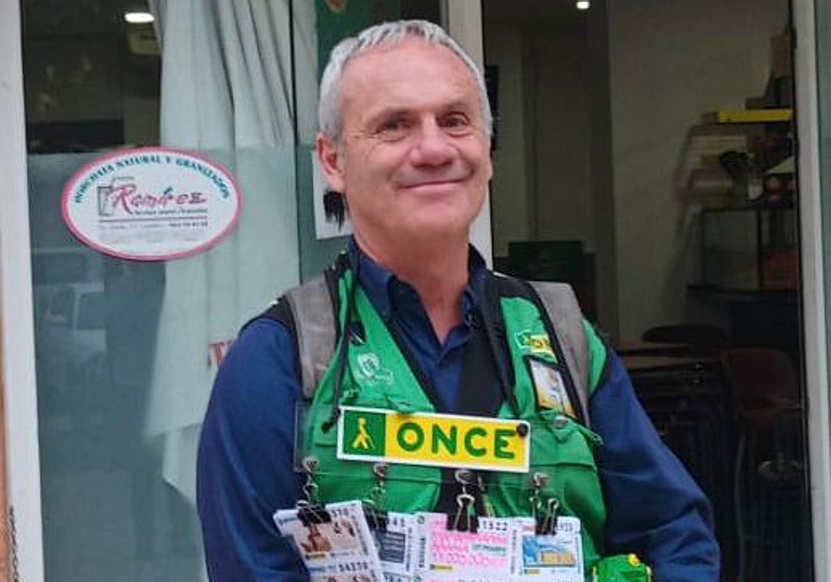 El vendedor de la ONCE Santiago Martínez Ojuel