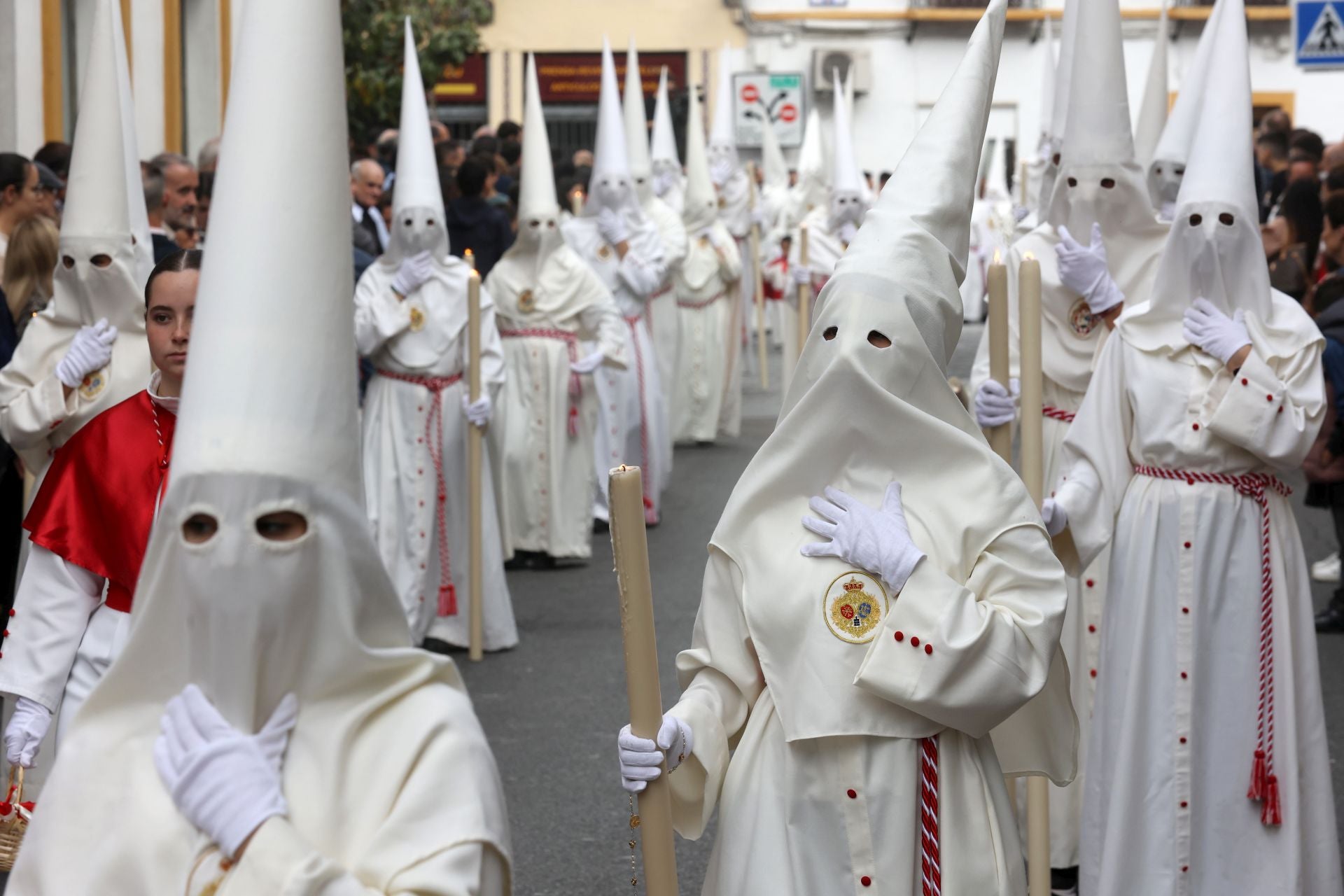 La ilusionante salida de la Borrquita el Domingo de Ramos en Córdoba, en imágenes