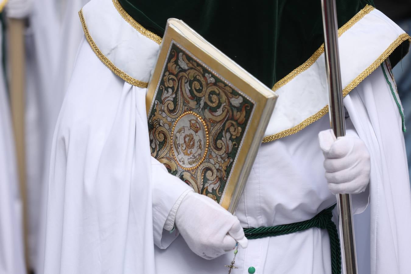 La emotiva procesión de la Esperanza de Córdoba, en imágenes