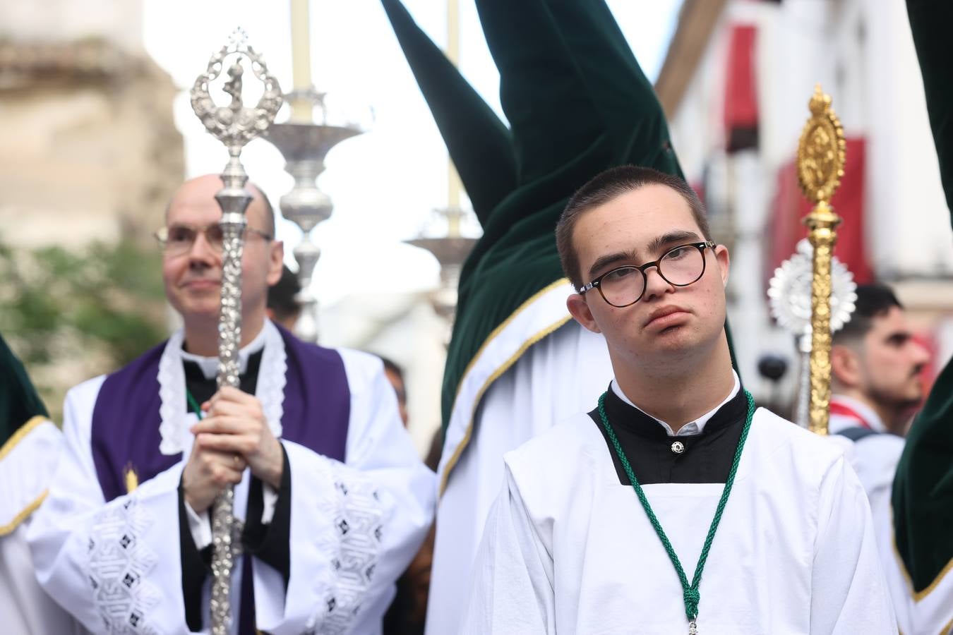 La emotiva procesión de la Esperanza de Córdoba, en imágenes