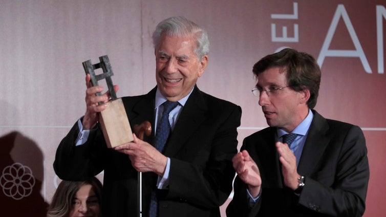 Madrid dedicará un espacio verde a Mario Vargas Llosa: «La ciudad tiene una deuda de gratitud con el escritor»