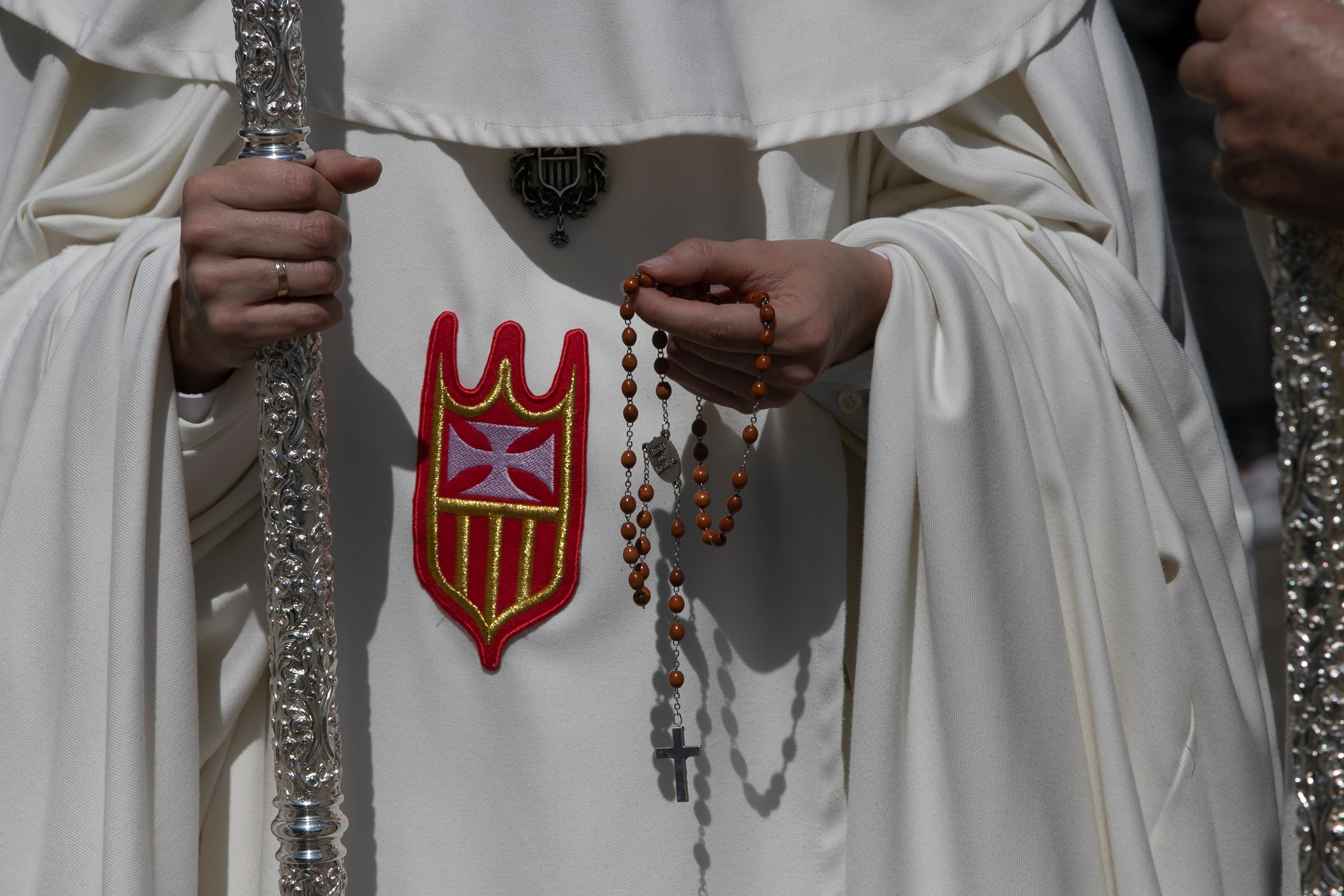 El ímpetu de la Merced transita por el Lunes Santo de Córdoba, en imágenes