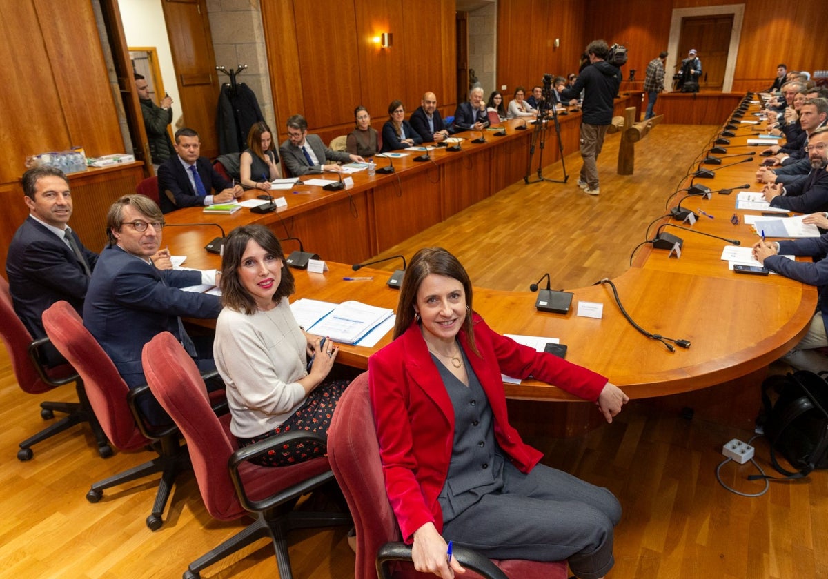 Los cuatro conselleiros, reunidos el lunes con asociaciones y clústeres