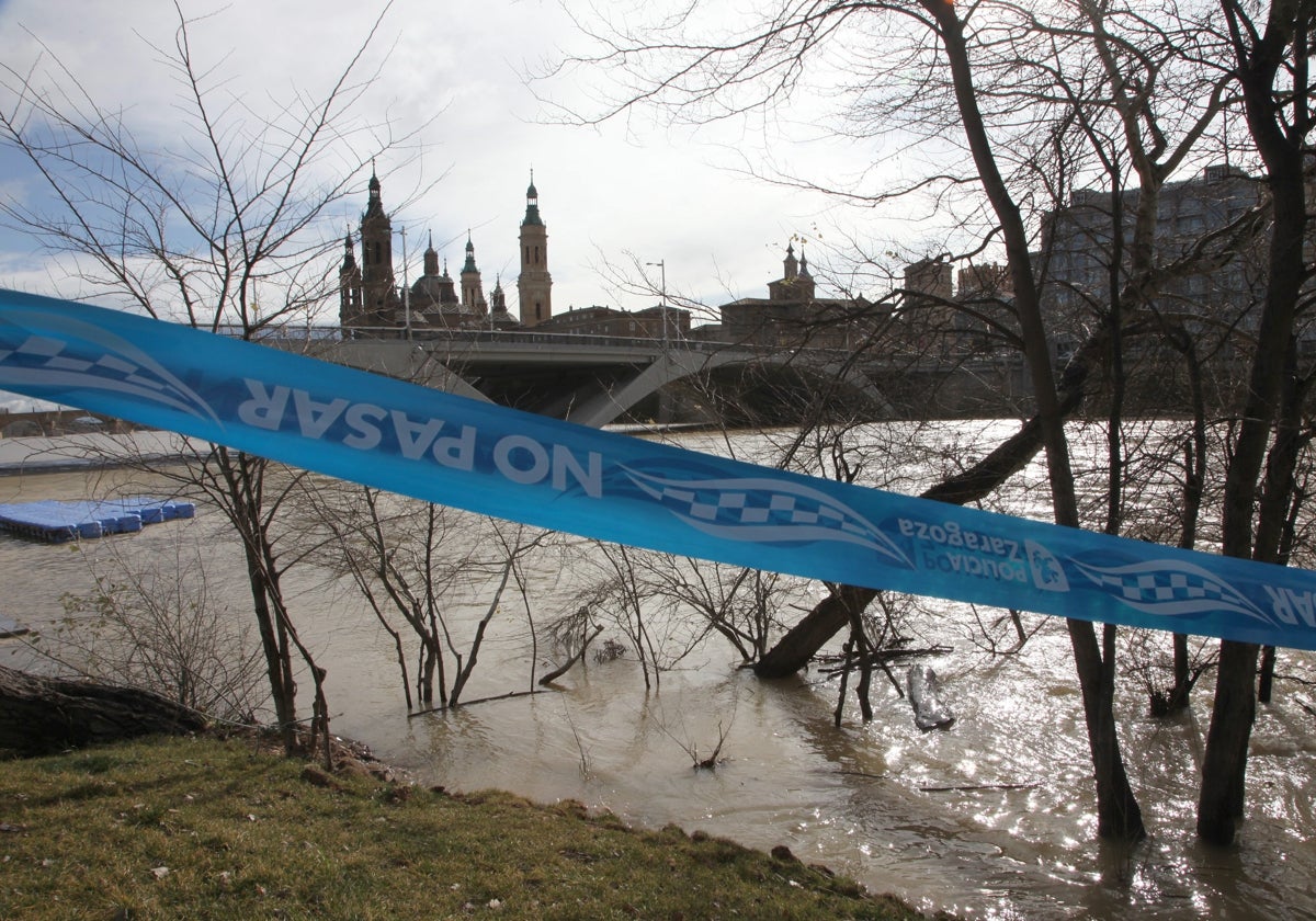 El Ayuntamiento de Zaragoza activa el plan de emergencias por lluvia, tormentas y granizo