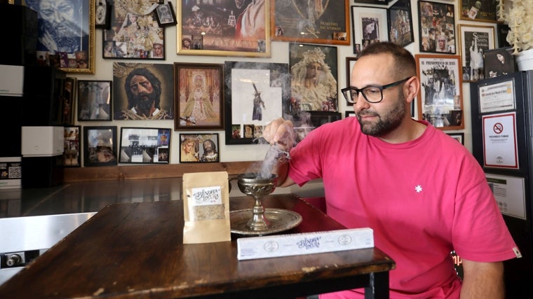 El olor a incienso forma parte de la taberna La Bendita Locura