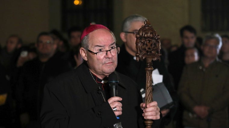 El arzobispo de Toledo, Francisco Cerro, presidió la procesión del Cristo de la Esperanza