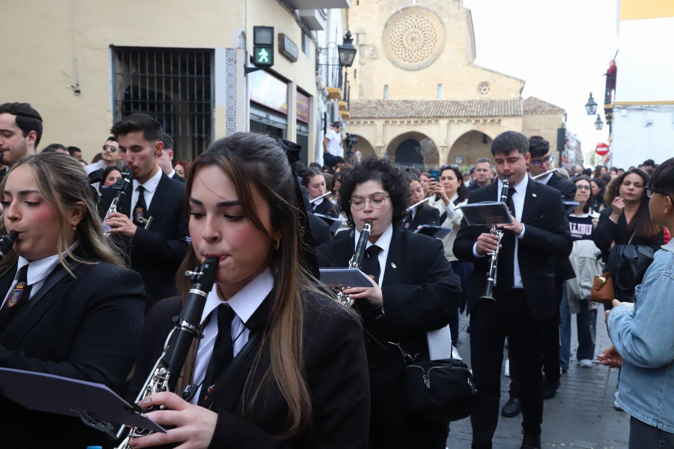 La hermandad del Calvario en el Miércoles Santo de Córdoba, en imágenes