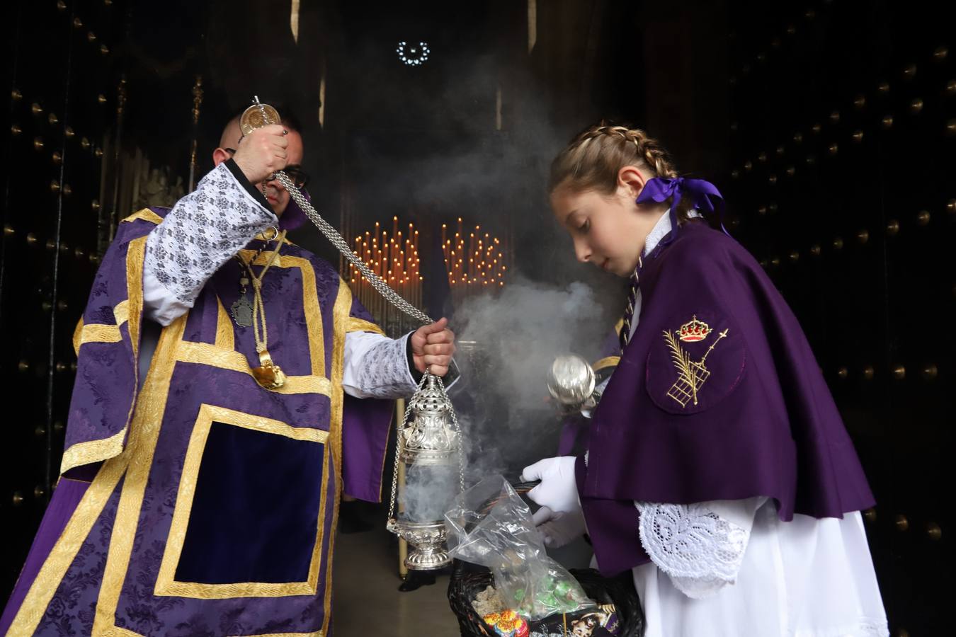 La hermandad del Calvario en el Miércoles Santo de Córdoba, en imágenes