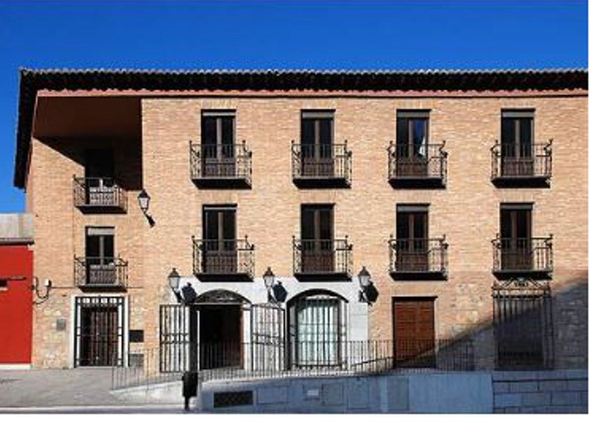 El Ayuntamiento estudia instalar la Escuela de Danza en el mismo edificio que la de Música, en la calle de la Paz