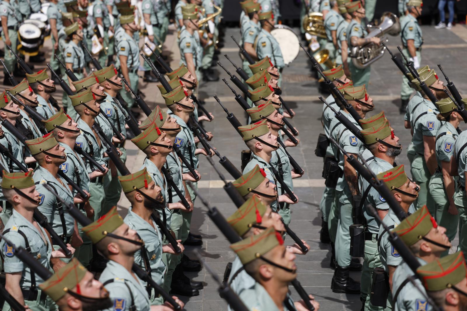 El desembarco de la Legión en Málaga con el Cristo de la Buena Muerte, en imágenes