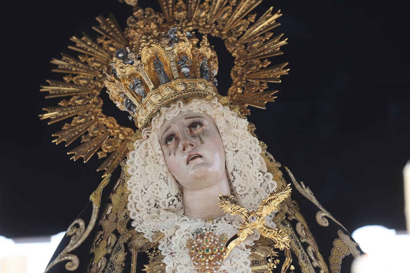 Las imágenes de la hermandad del Nazareno en el Jueves Santo de Córdoba