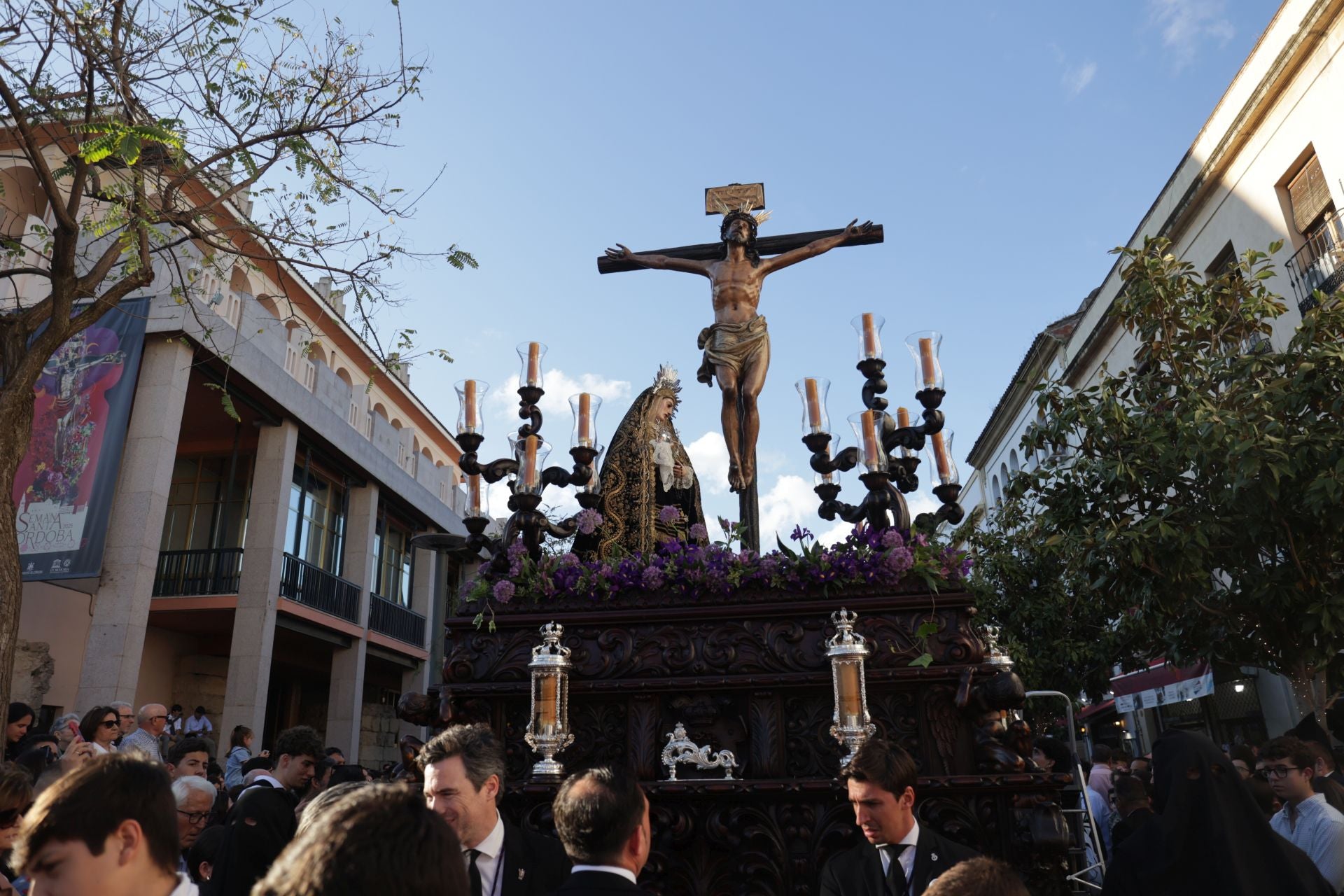 Las imágenes de la procesión de la Expiración del Viernes Santo de Córdoba