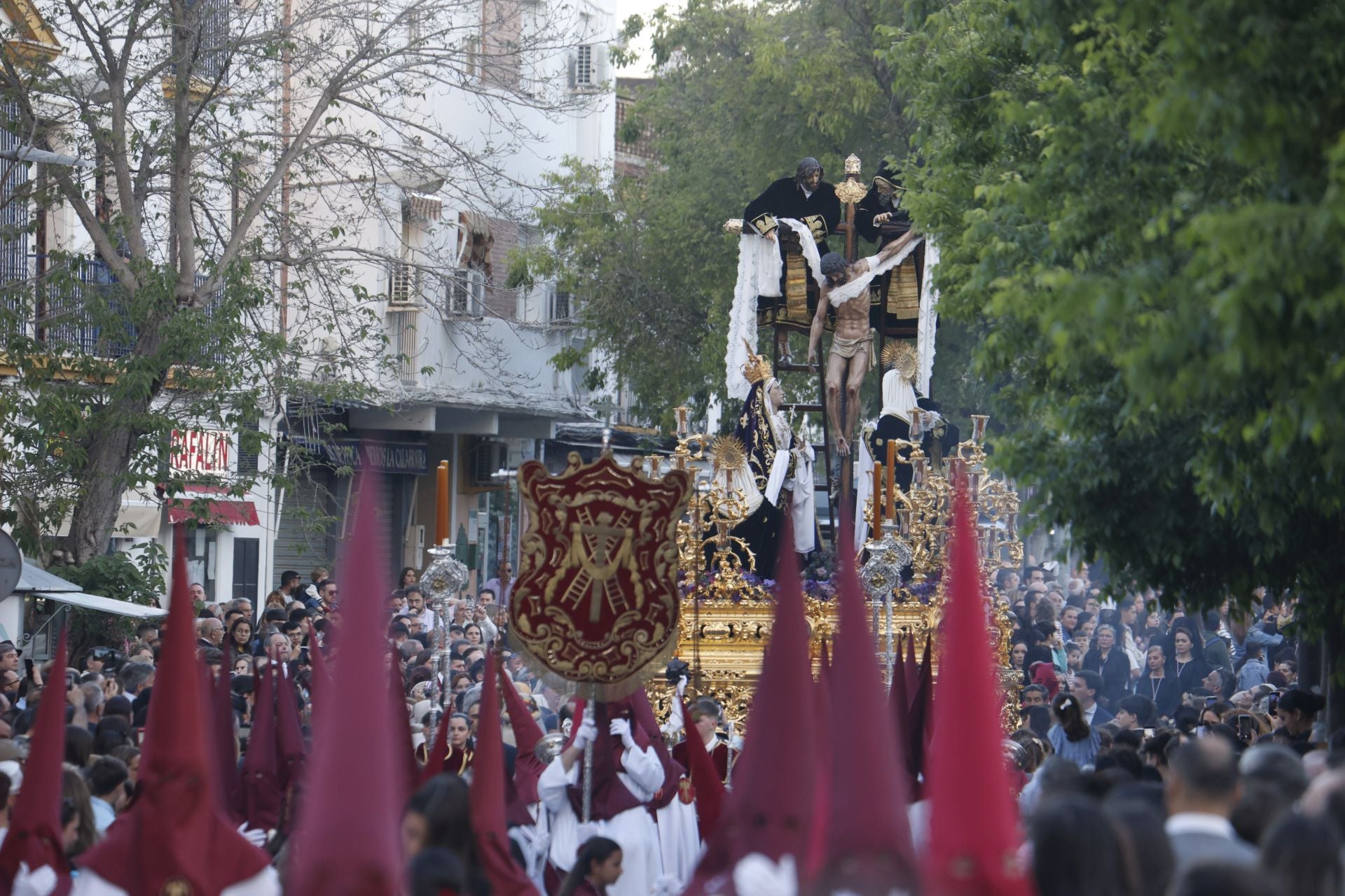 Las imágenes de la procesión del Descendimiento del Viernes Santo de Córdoba