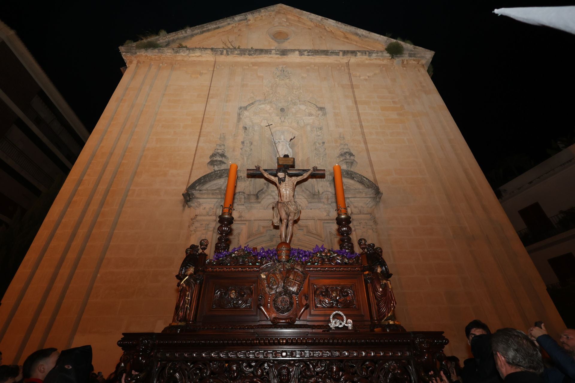 Las imágenes de la Buena Muerte en la Madrugada de la Semana Santa de Córdoba