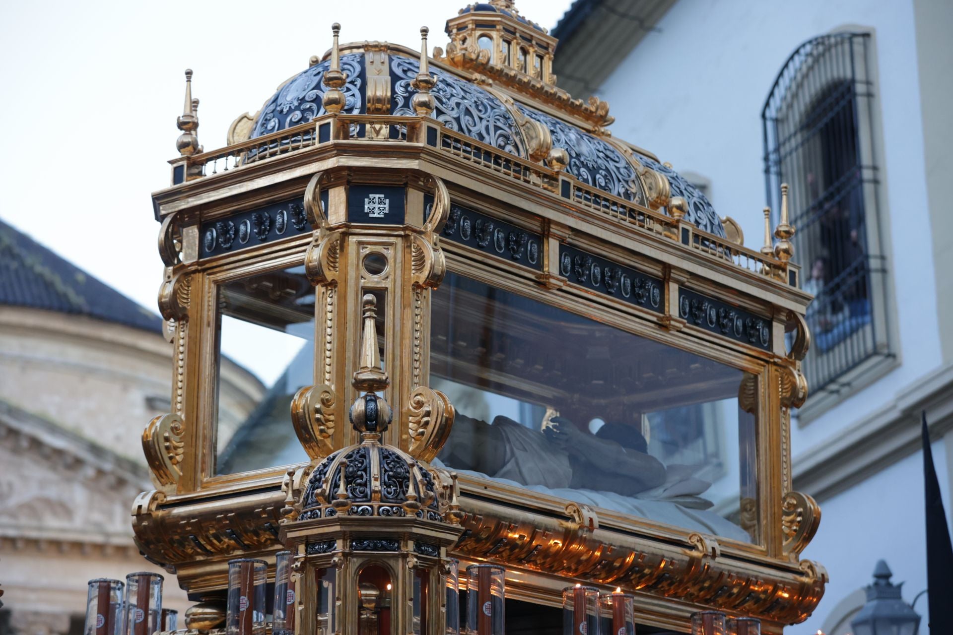 Las imágenes de la procesión del Santo Sepulcro del Viernes Santo de Córdoba
