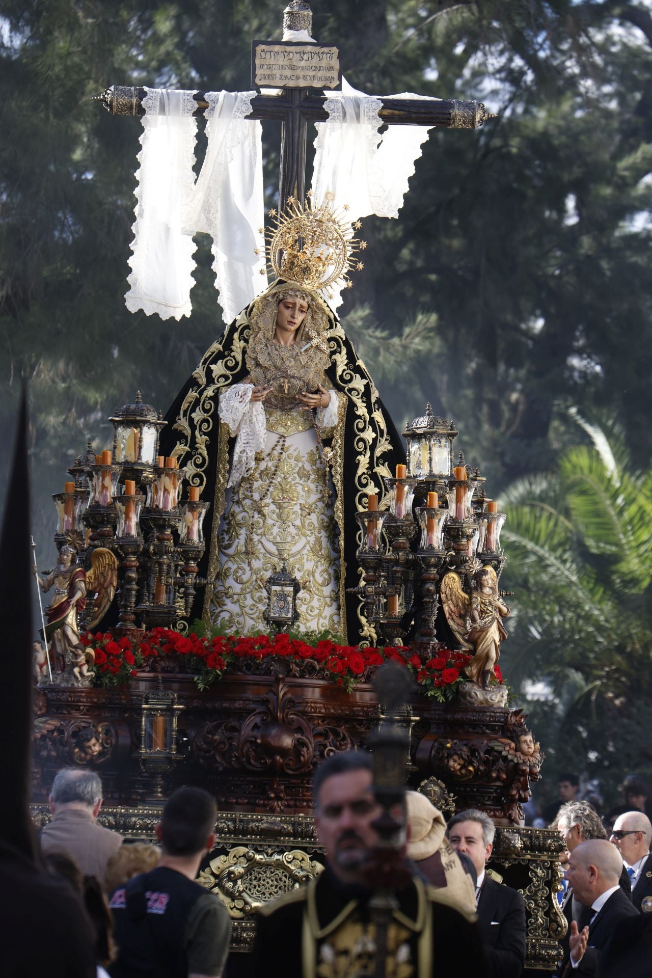 Las imágenes de la procesión de La Soledad del Viernes Santo de Córdoba