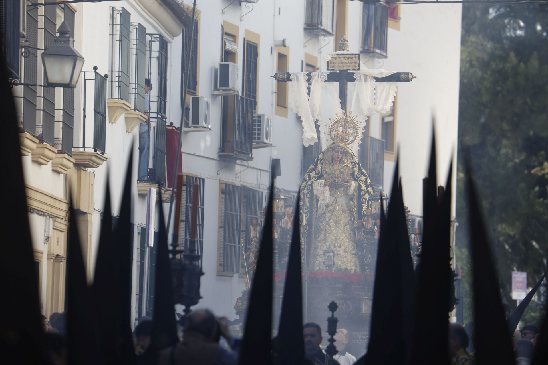 Las imágenes de la procesión de La Soledad del Viernes Santo de Córdoba