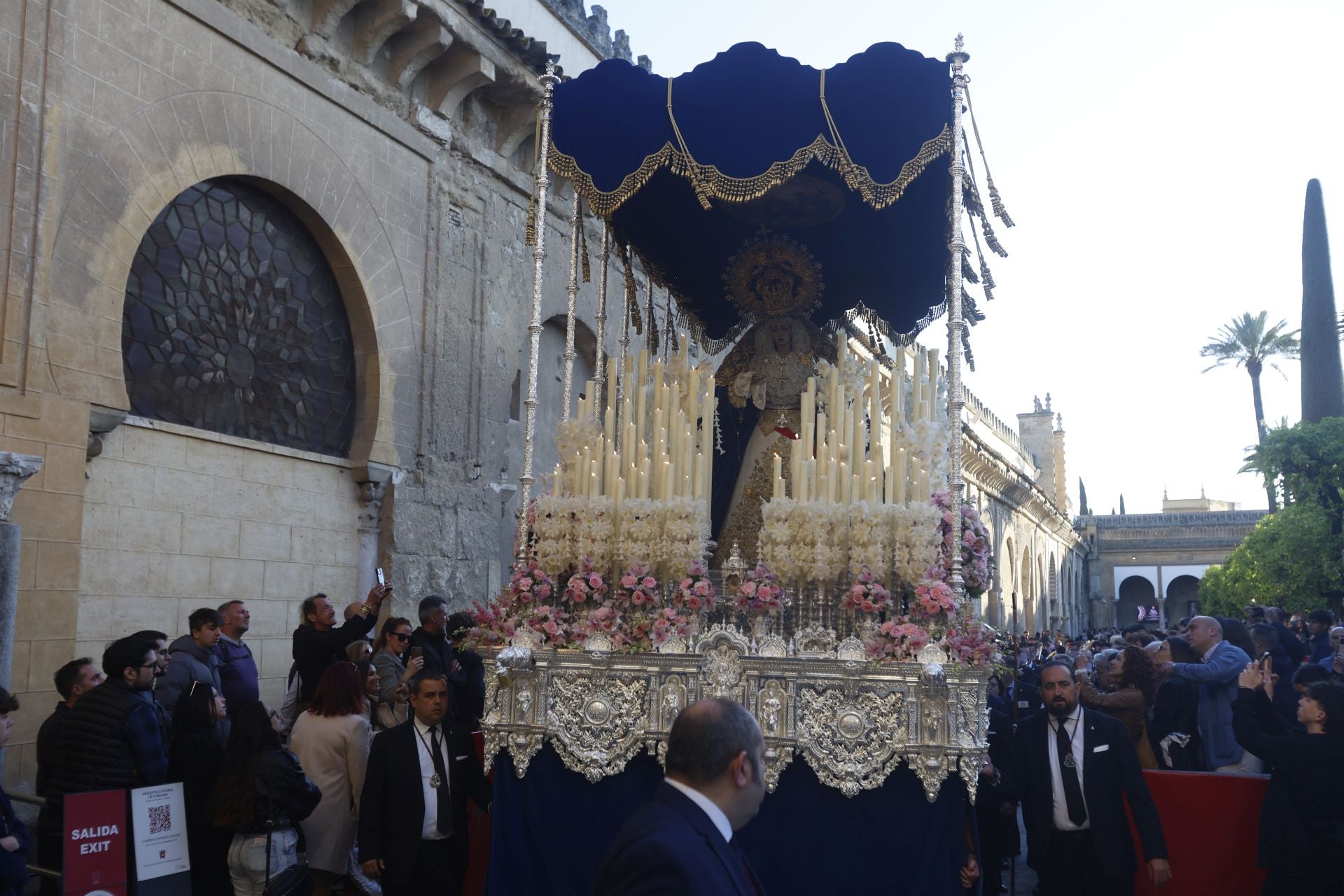 El regreso de la hermandad de la Estrella de Córdoba, en imágenes