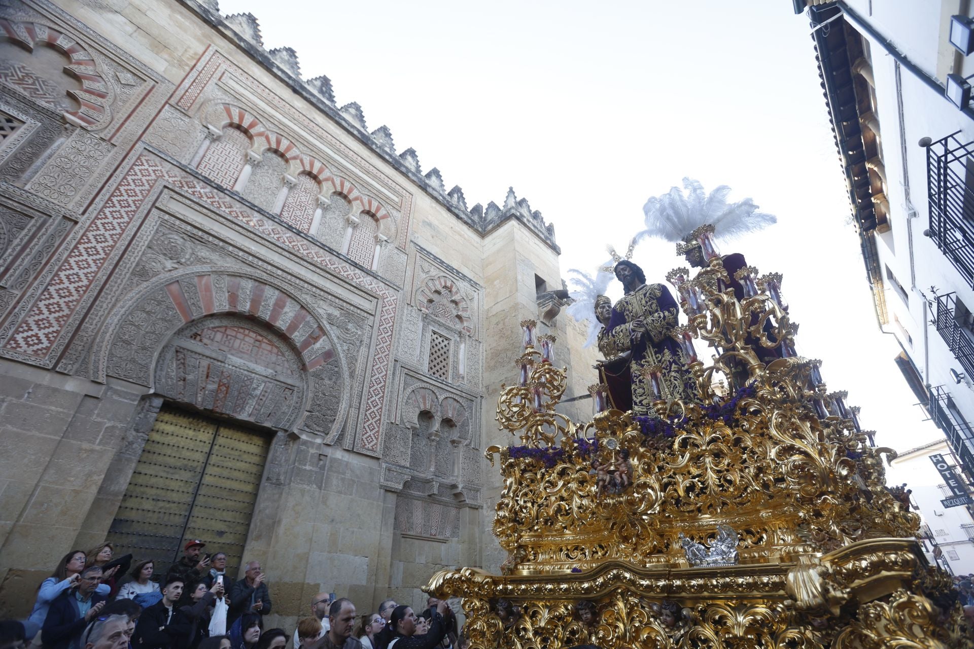 El regreso de la hermandad de la Estrella de Córdoba, en imágenes