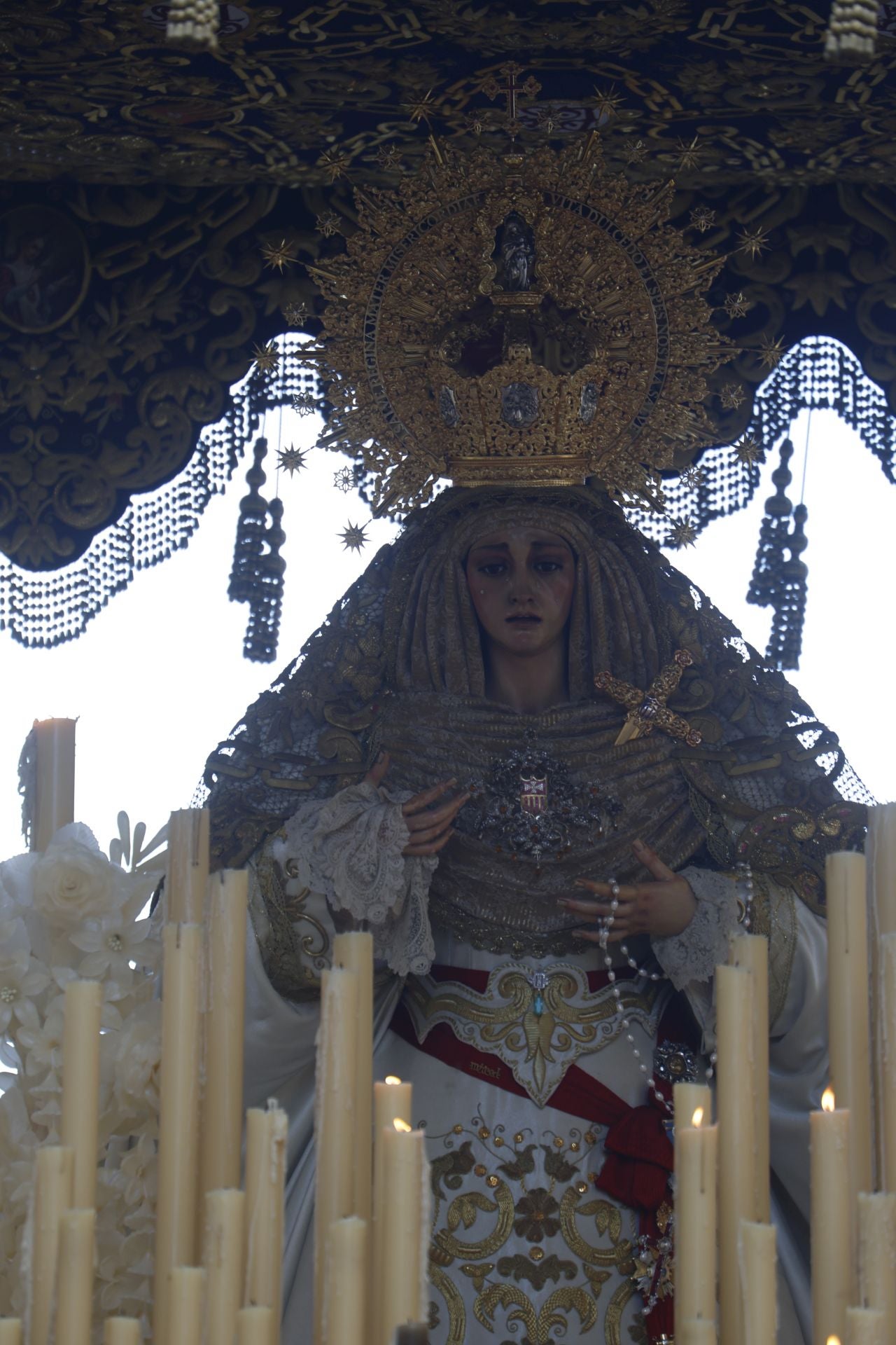 Las imágenes del regreso de la Merced el Sábado Santo de Córdoba, en imágenes