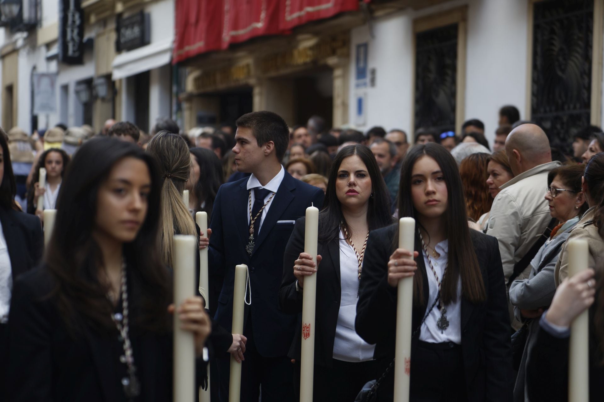 Las imágenes del regreso de la Merced el Sábado Santo de Córdoba, en imágenes