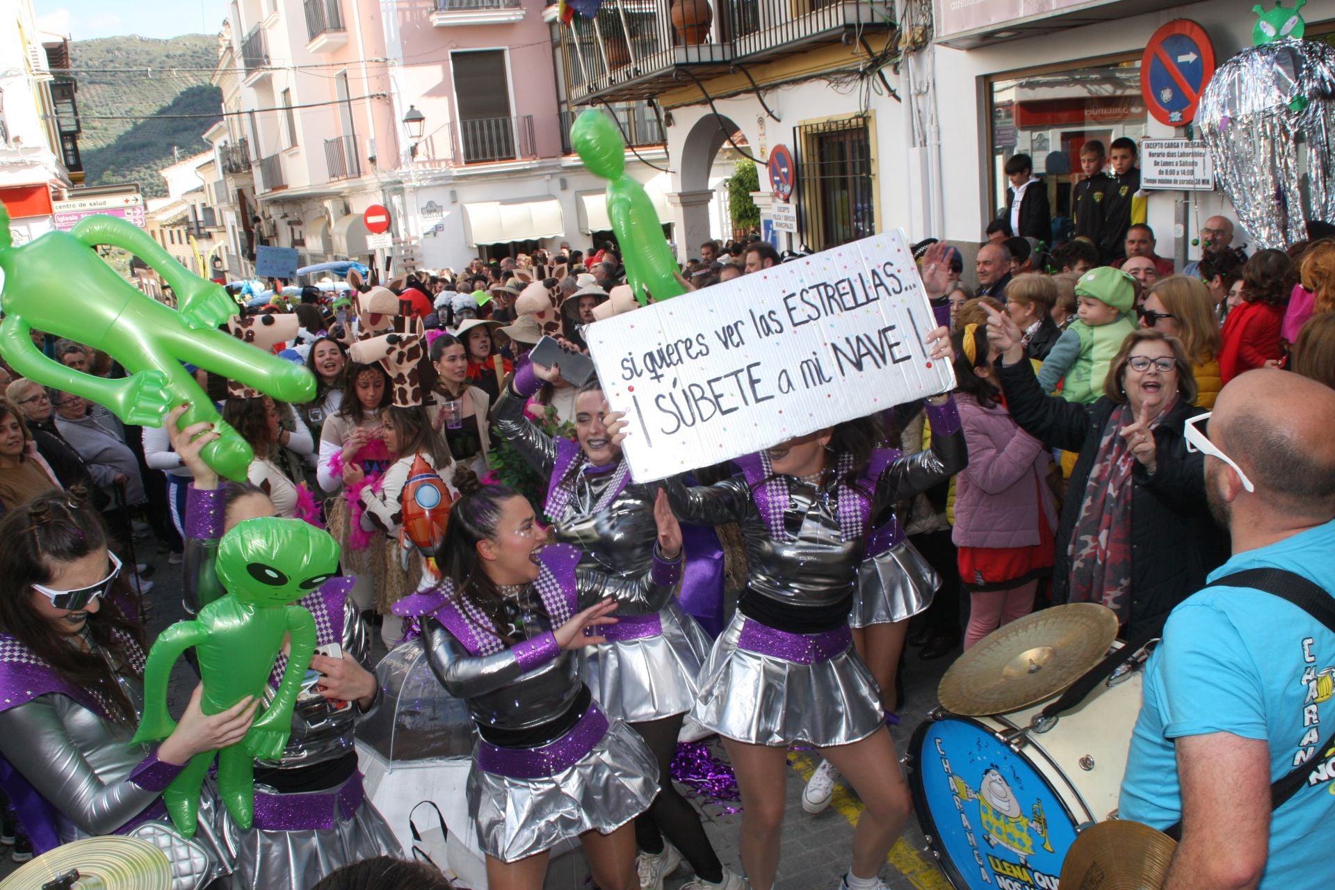 La colorida Pascua de los Moraos de Carcabuey, en imágenes
