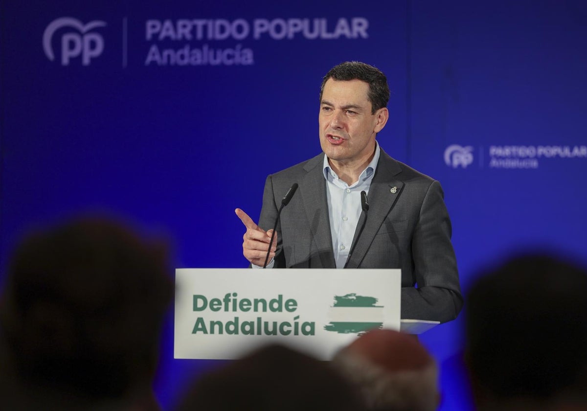 Juanma Moreno durante su intervención en Málaga