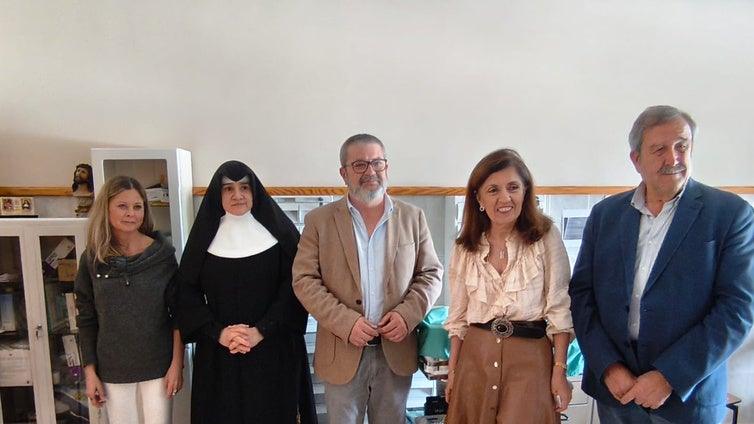La Junta inicia en la residencia Nuestra Señora de la Sierra de Cabra una ruta para reconocer la labor de estos centros
