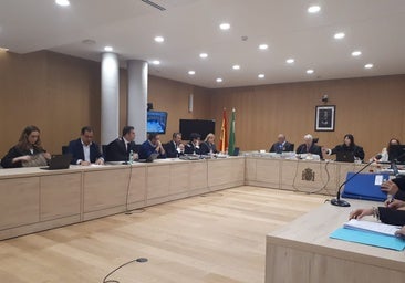 Empieza el juicio del caso 'saqueo del Córdoba CF' y León pide la nulidad de la instrucción