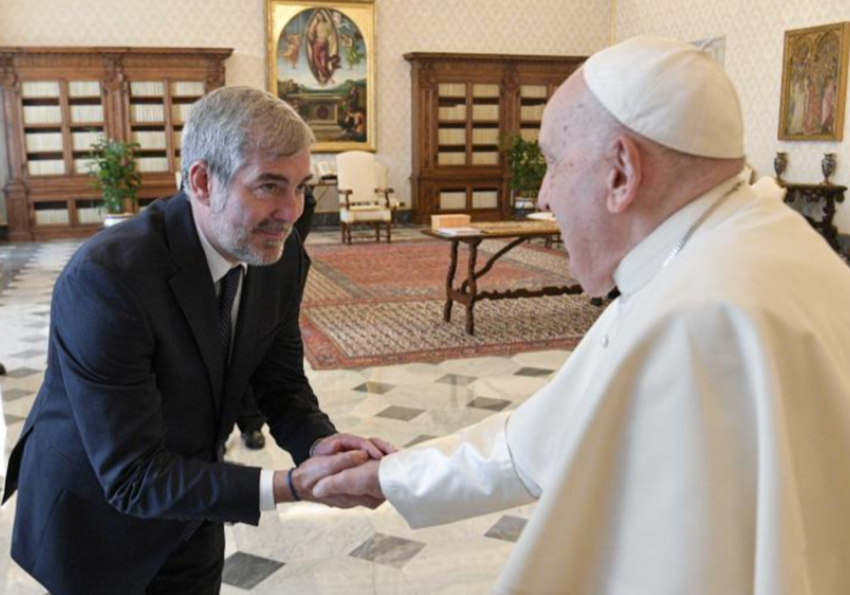 Fernando Clavijo en un momento de su audiencia privada con el Papa Francisco