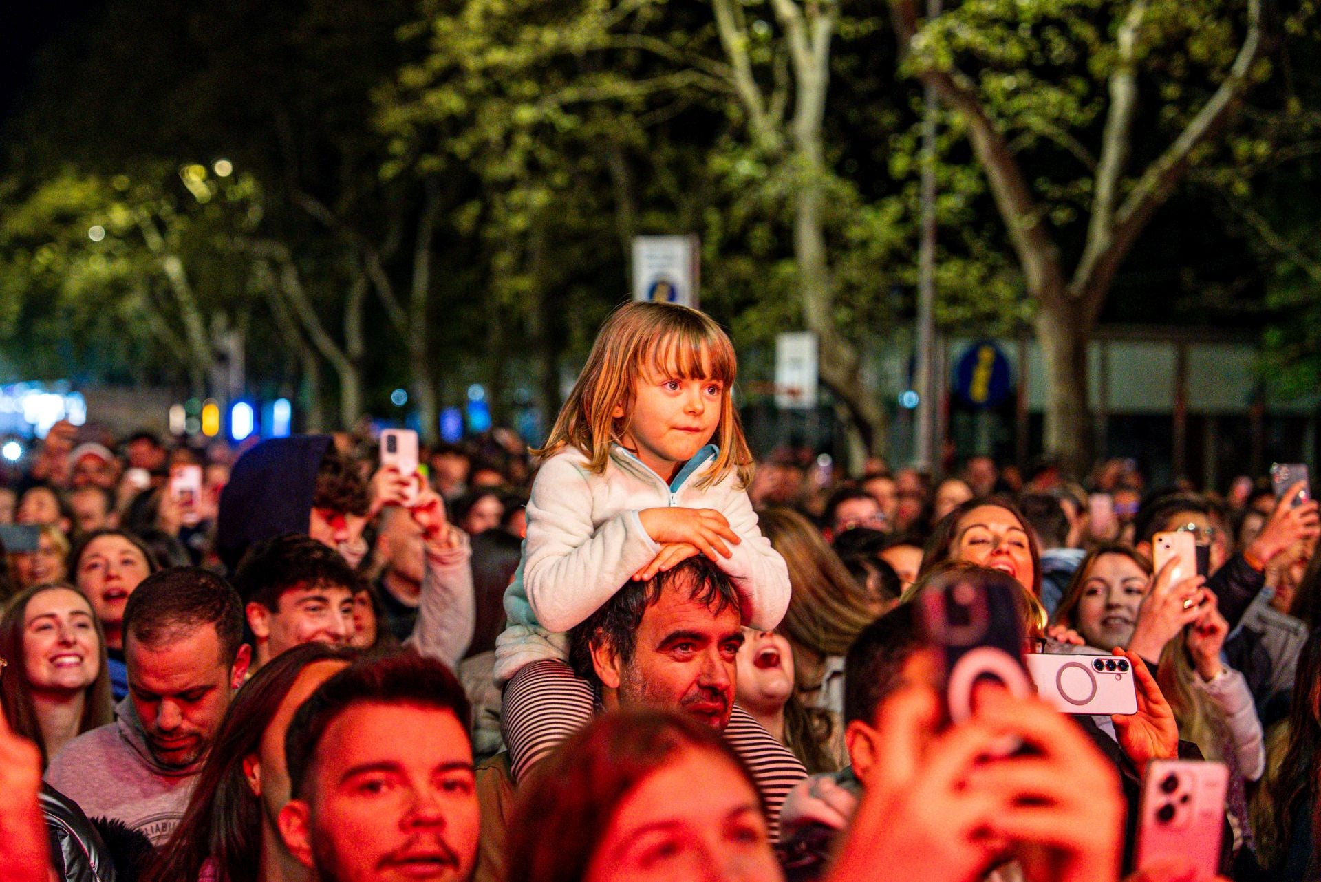 Público en el concierto de Marlon en Valladolid en la víspera del Día de Castilla y León