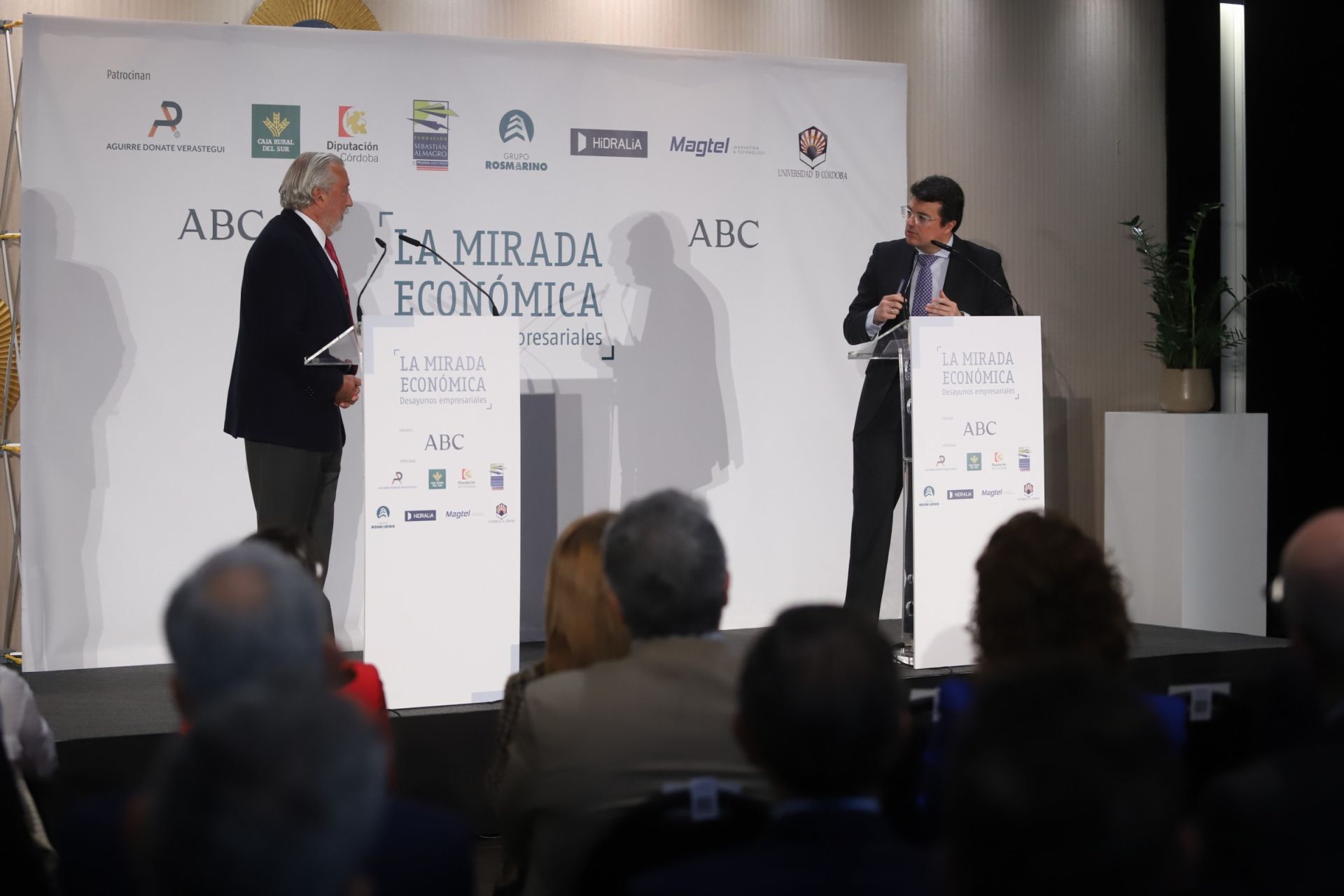 La participación del presidente de Ecoraíl en la Mirada Económica, en imágenes