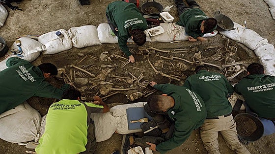 Hallan otra fosa común en el Barranco de Víznar, donde ya se han recuperado 161 cuerpos de fusilados