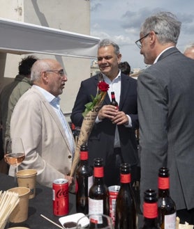 Imagen secundaria 2 - La recepción de ABC por Sant Jordi en Barcelona se convierte en cita obligada
