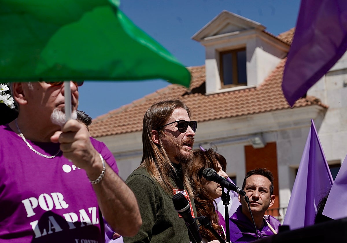 El secretario de Organización de Podemos, Pablo Fernández, durante su intervención en Villalar de los Comuneros (Valladolid)