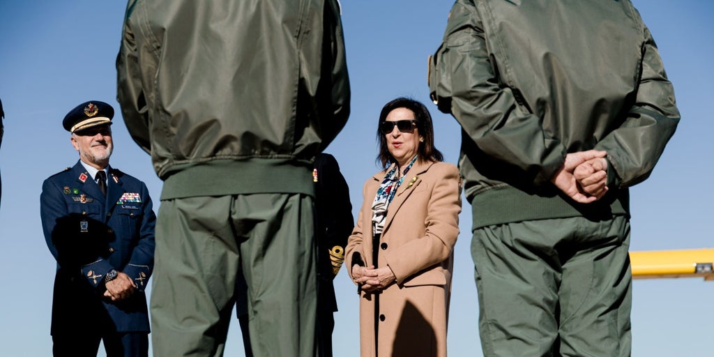 Expertos y militares recelan del plan del Gobierno en defensa