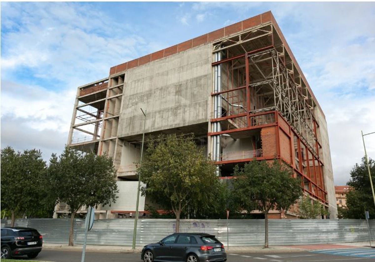 Las obras de construcción comenzaron en 2010 y nunca terminaron