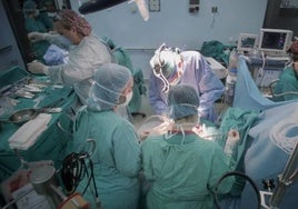 El Servicio Andaluz de Salud reduce las listas de espera quirúrgicas, que mejoran el promedio nacional