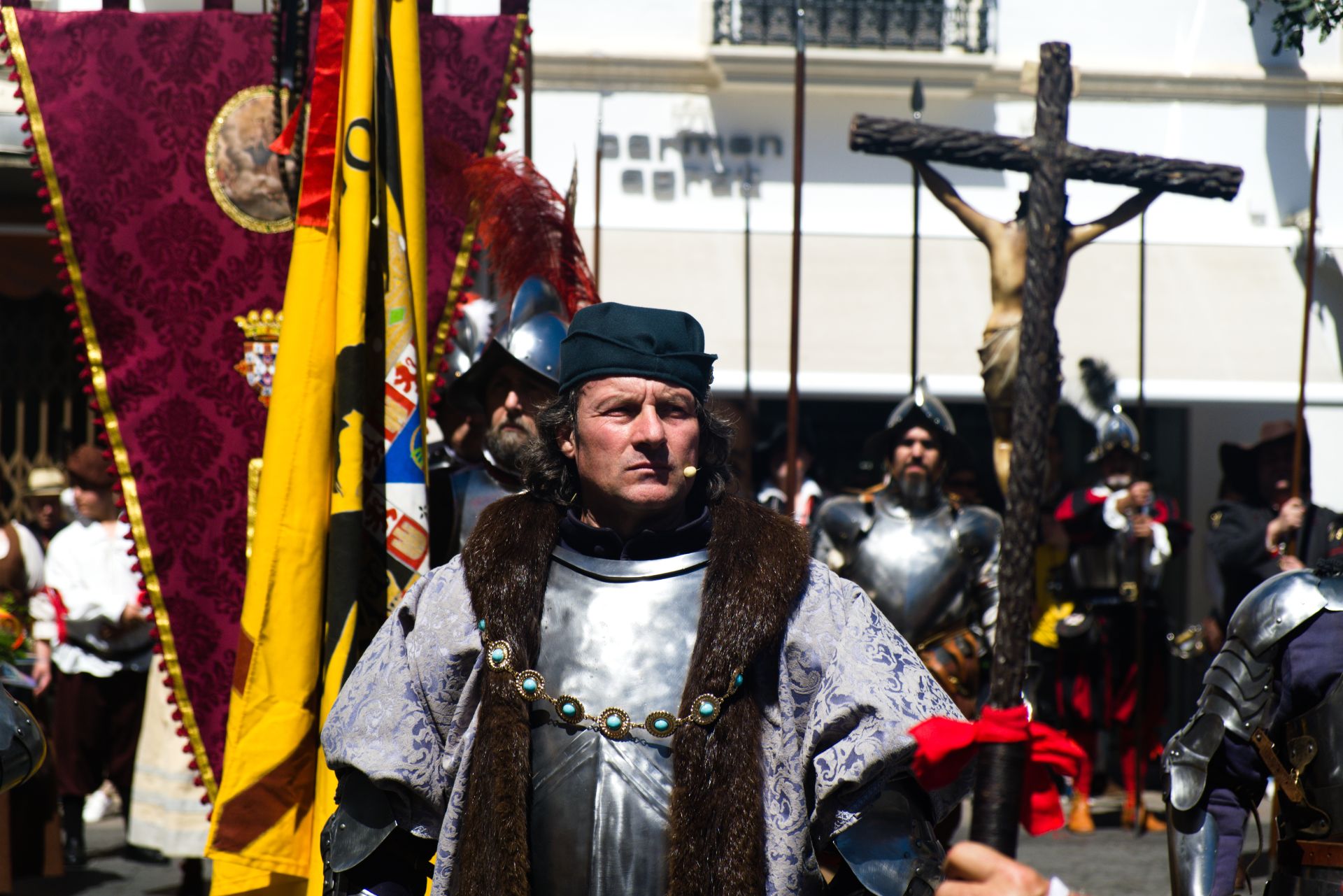 El espectacular desfile del Tercio de Olivares por las calles de Montilla, en imágenes