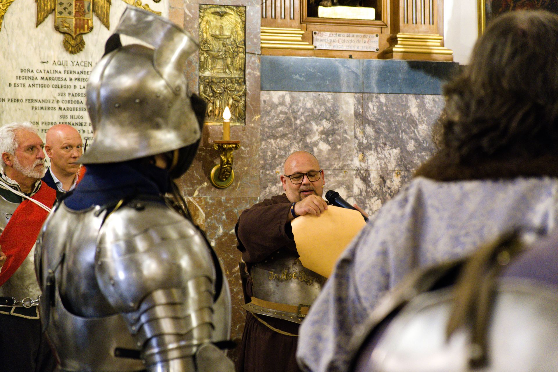El espectacular desfile del Tercio de Olivares por las calles de Montilla, en imágenes