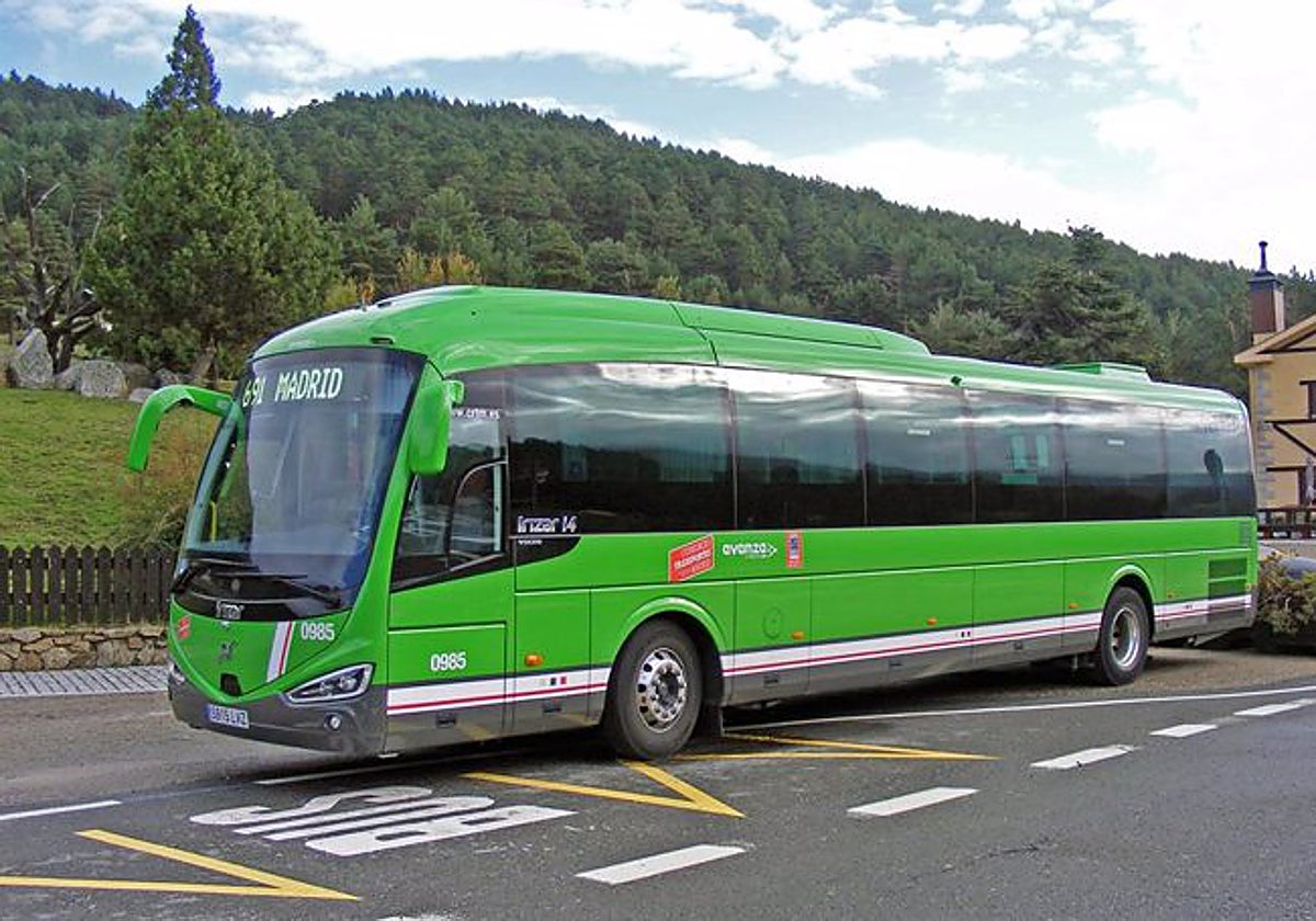 Una línea de autobús interurbano de la Comunidad de Madrid