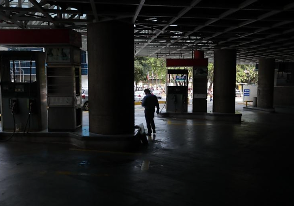 Apagón en Tenerife en foto de archivo