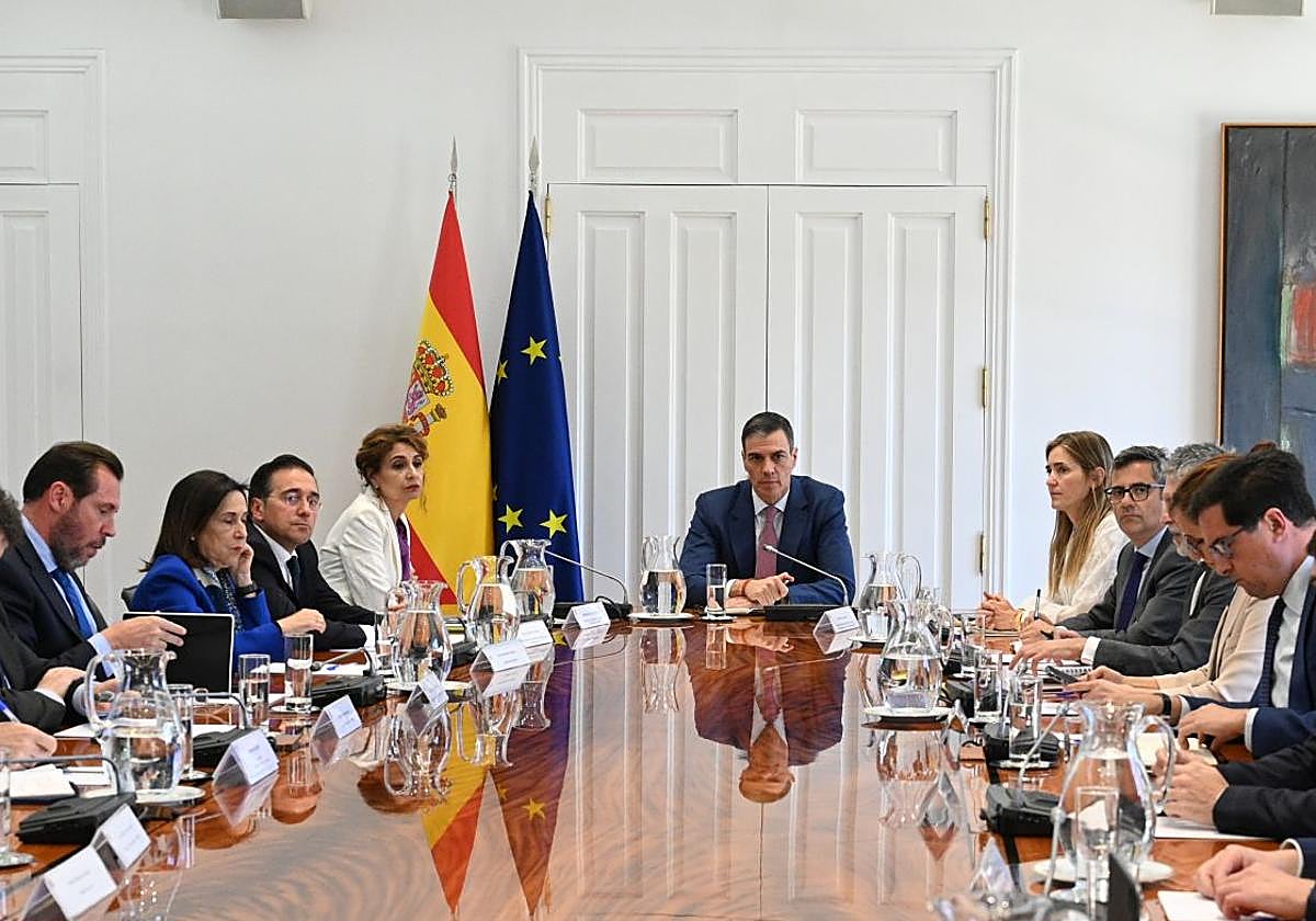 El presidente del Gobierno, Pedro Sánchez, con el Consejo Nacional de Seguridad