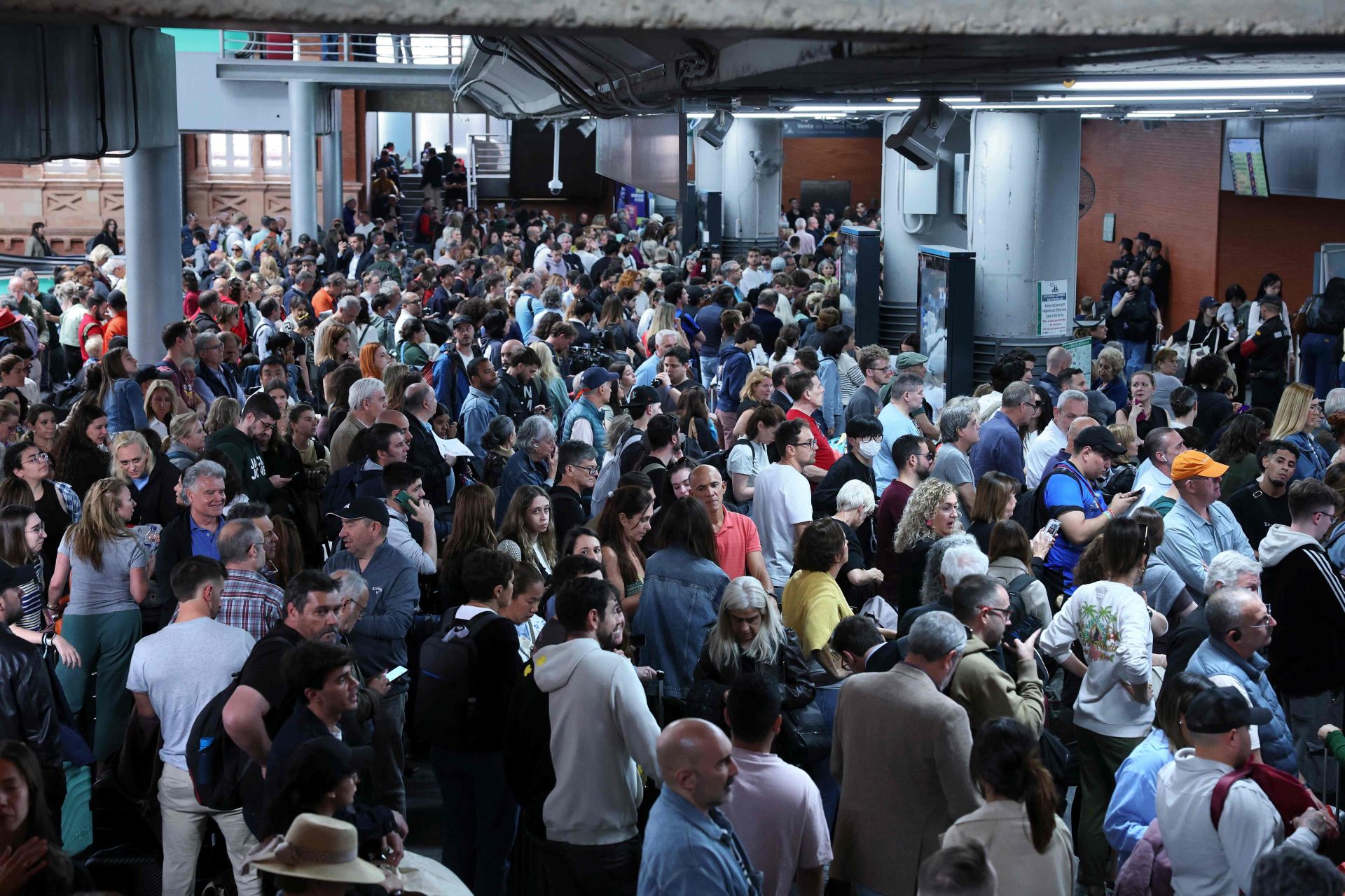 El día después del apagón, en imágenes